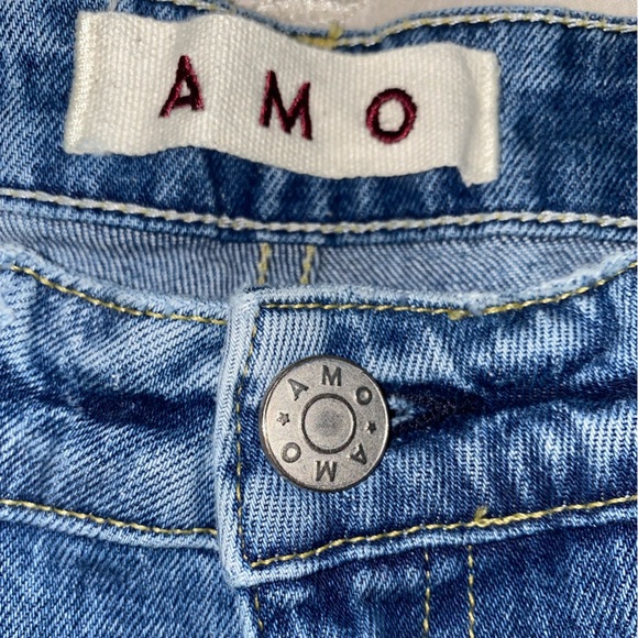 AMO Twist Sweet Cheeks Jeans (J1) - Picture 2 of 10